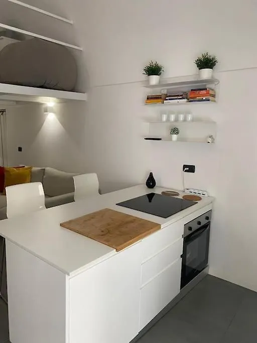 Charming Flat In Centro Apartment Naples
